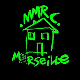 MMRC / Maison Mère Running Club 💚 MARSEILLE run club hero image - social running community in Marseille